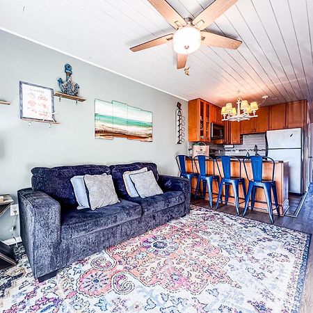 Cozy Beach Condo Sleeps 6 Pool Carolina Beach Exterior photo