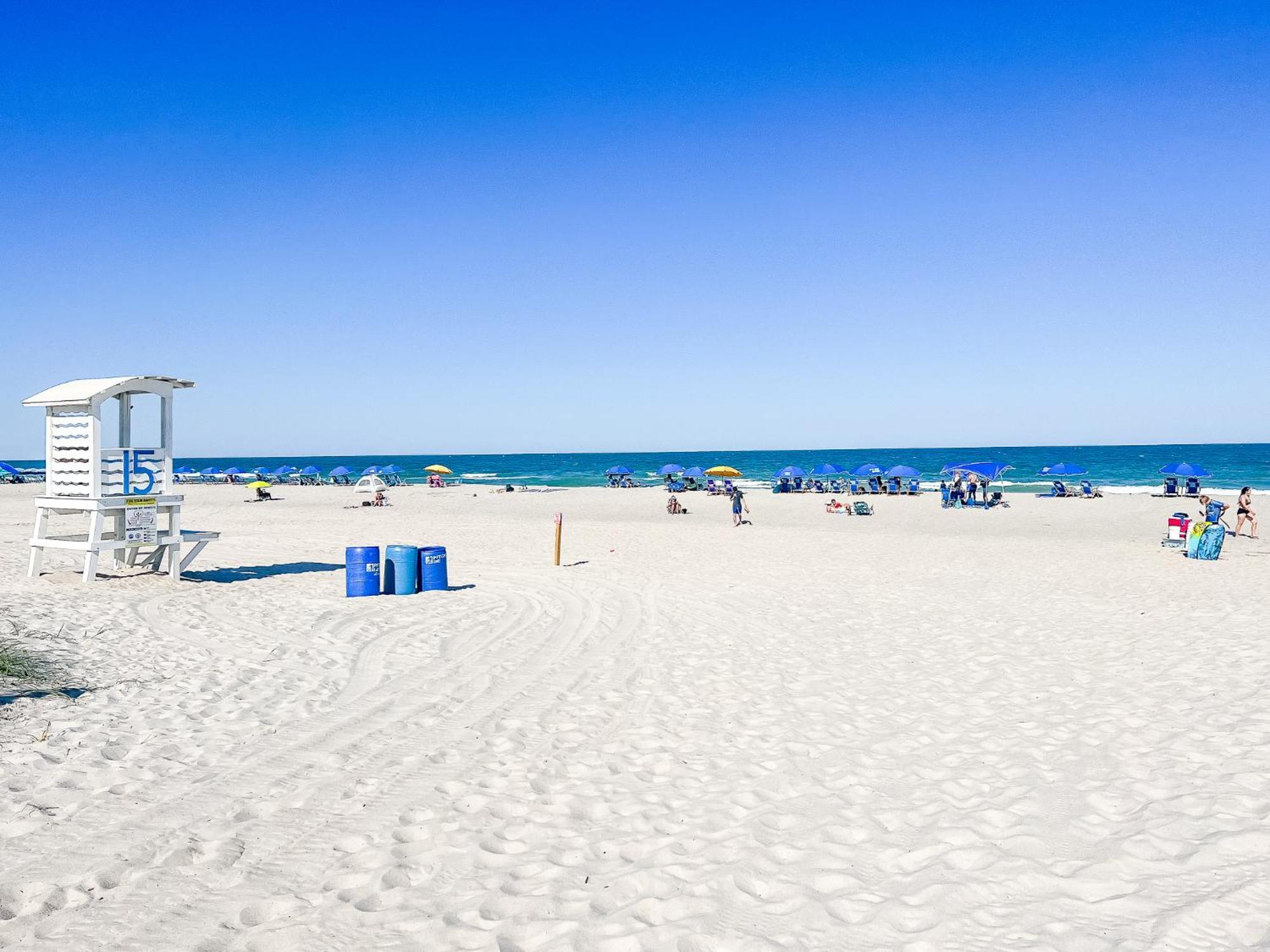 Cozy Beach Condo Sleeps 6 Pool Carolina Beach Exterior photo